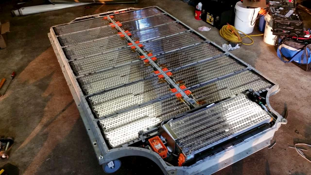 Tesla Model S battery pack, made up of thousands of 18650 batteries.