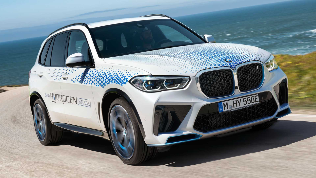 BMW iX5 Hydrogen, which is expected to be launched in the second half of this year