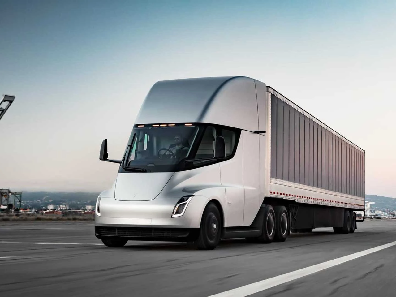 Tesla Semi, the pure electric semi-truck, is likely to be mass-produced and launched next year