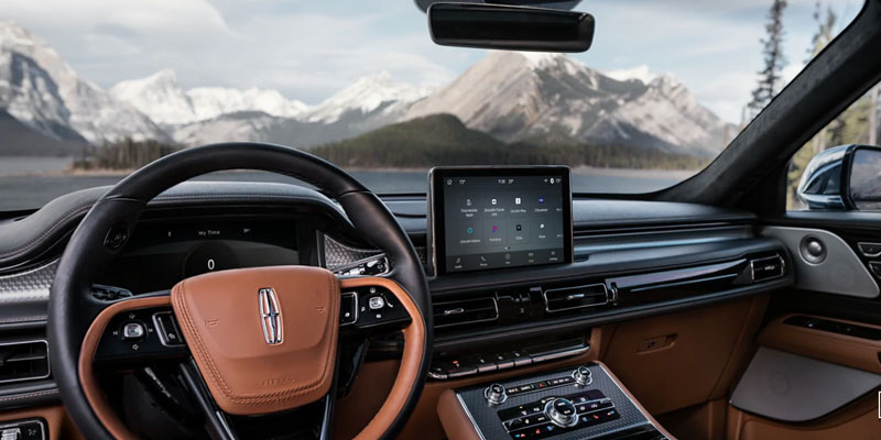 Lincoln Aviator equipped with Google's car system