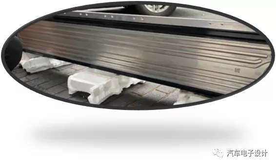 Structure of module and water cooling plate bottom