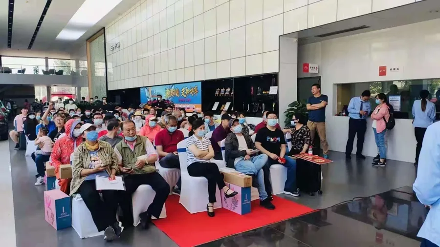 Promotion activities in BYD 4S store