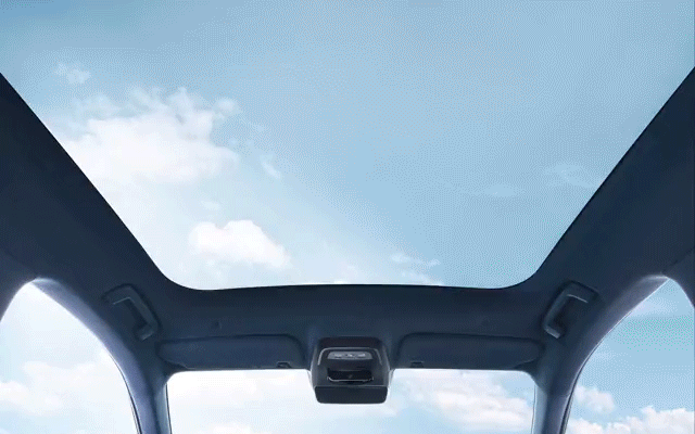 Zeekr 001's panoramic sunroof (Image)