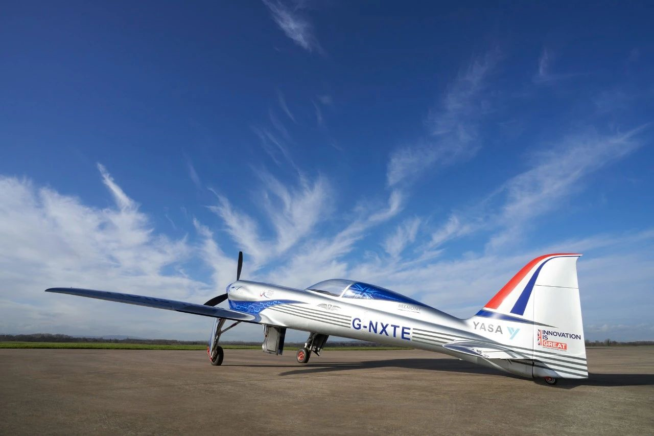Rolls-Royce and partners for electric airplane