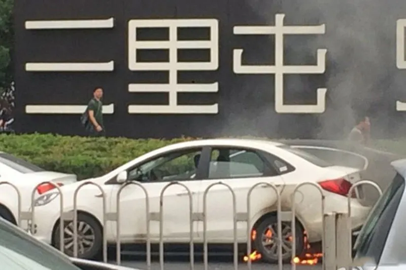 New Energy Vehicle Self-ignition Incident in Sanlitun, Beijing