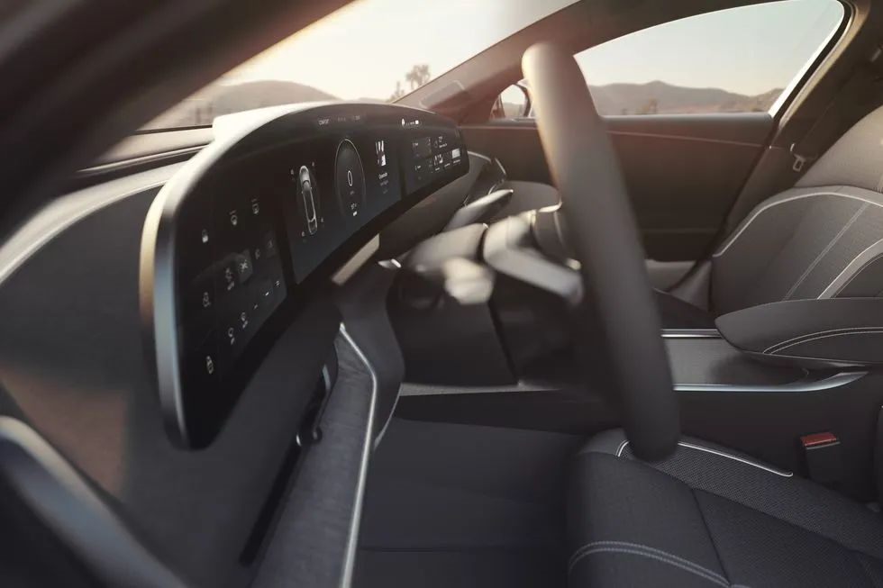 Lucid Air's intelligent features