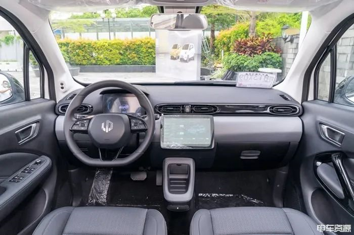 Leapmotor T03 Interior