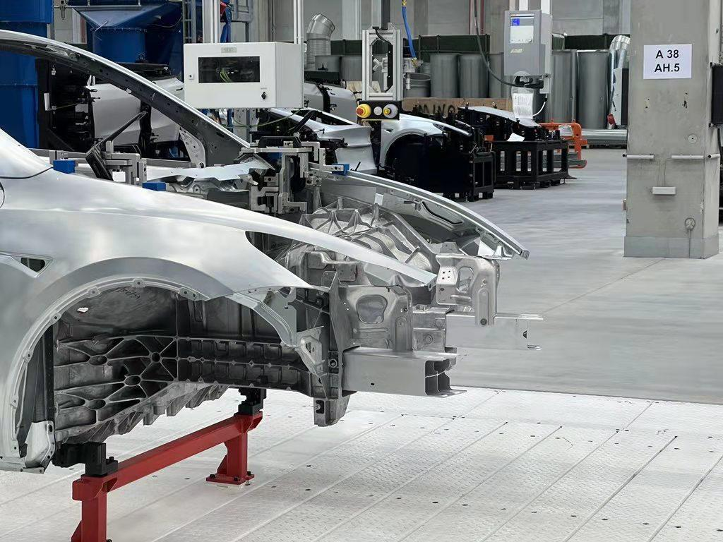 Model Y Front Casting Body