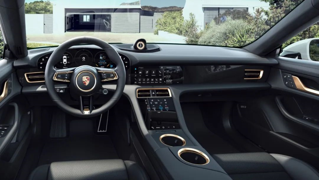 （Porsche Taycan optional interior）