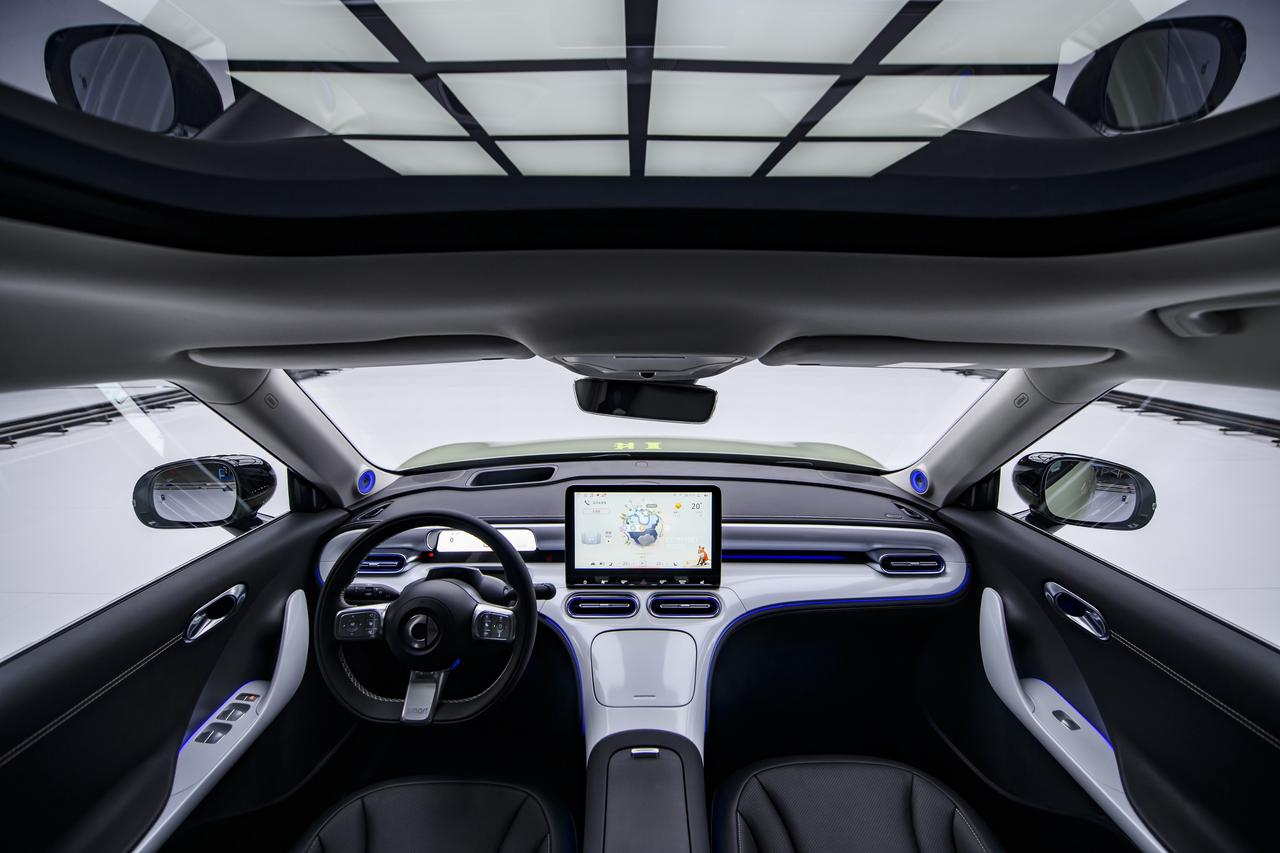 Tesla Model 3 Dashboard