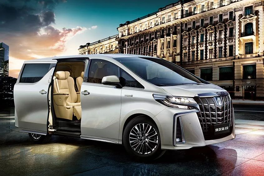 (Toyota Alphard)