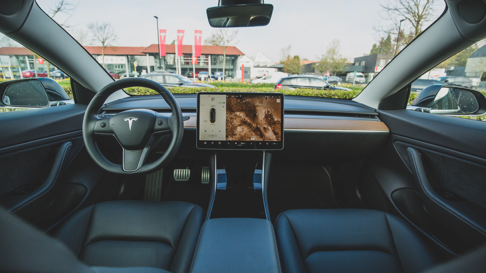 Tesla: Learn About Self-Supervised Learning, Dojo Computers, and Fully Autonomous Driving Functions in One Article.