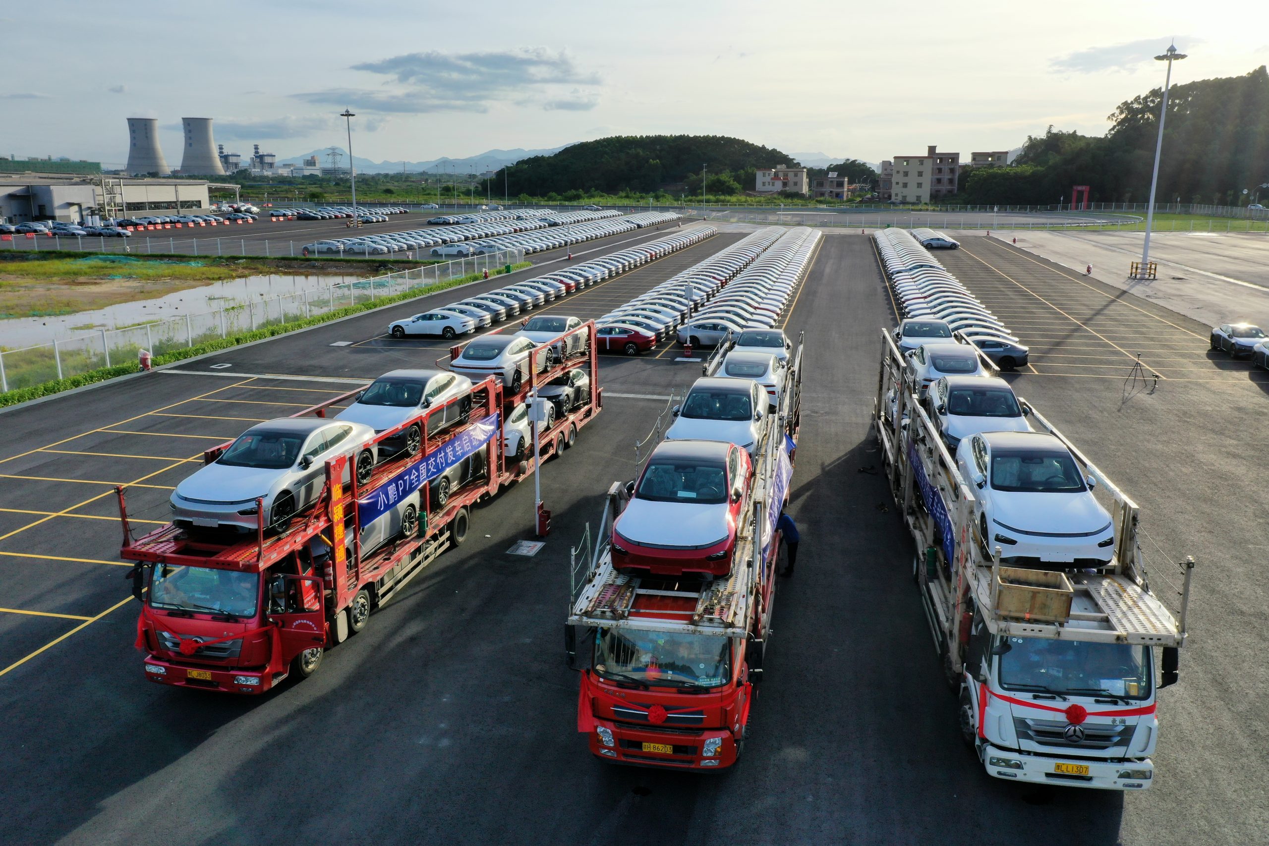 Xiaopeng P7 officially delivered, earliest delivery for car owners at the end of June.