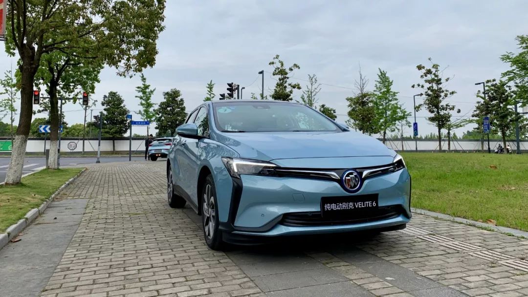 General Motors' attempt in pure electric field: Buick VELITE 6 test drive.