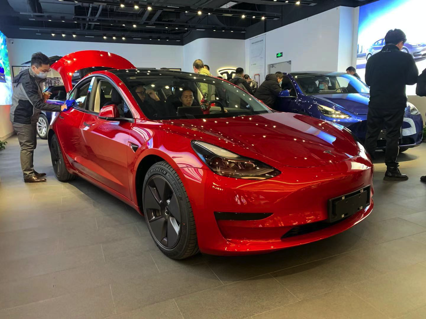 New Model 3 appearance real shot