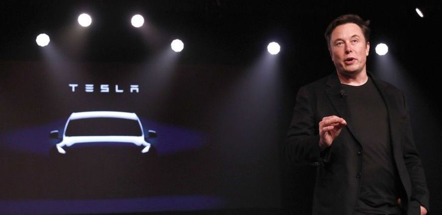 Elon Musk: FSD beta V9 to receive major updates.