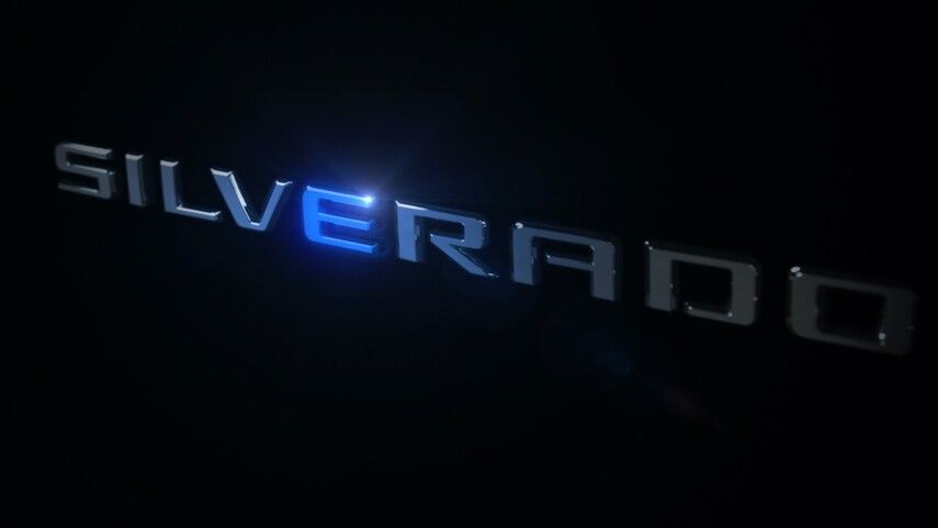 Chevrolet has released an all-electric Silverado pickup truck, which will share its production base with the Hummer EV.