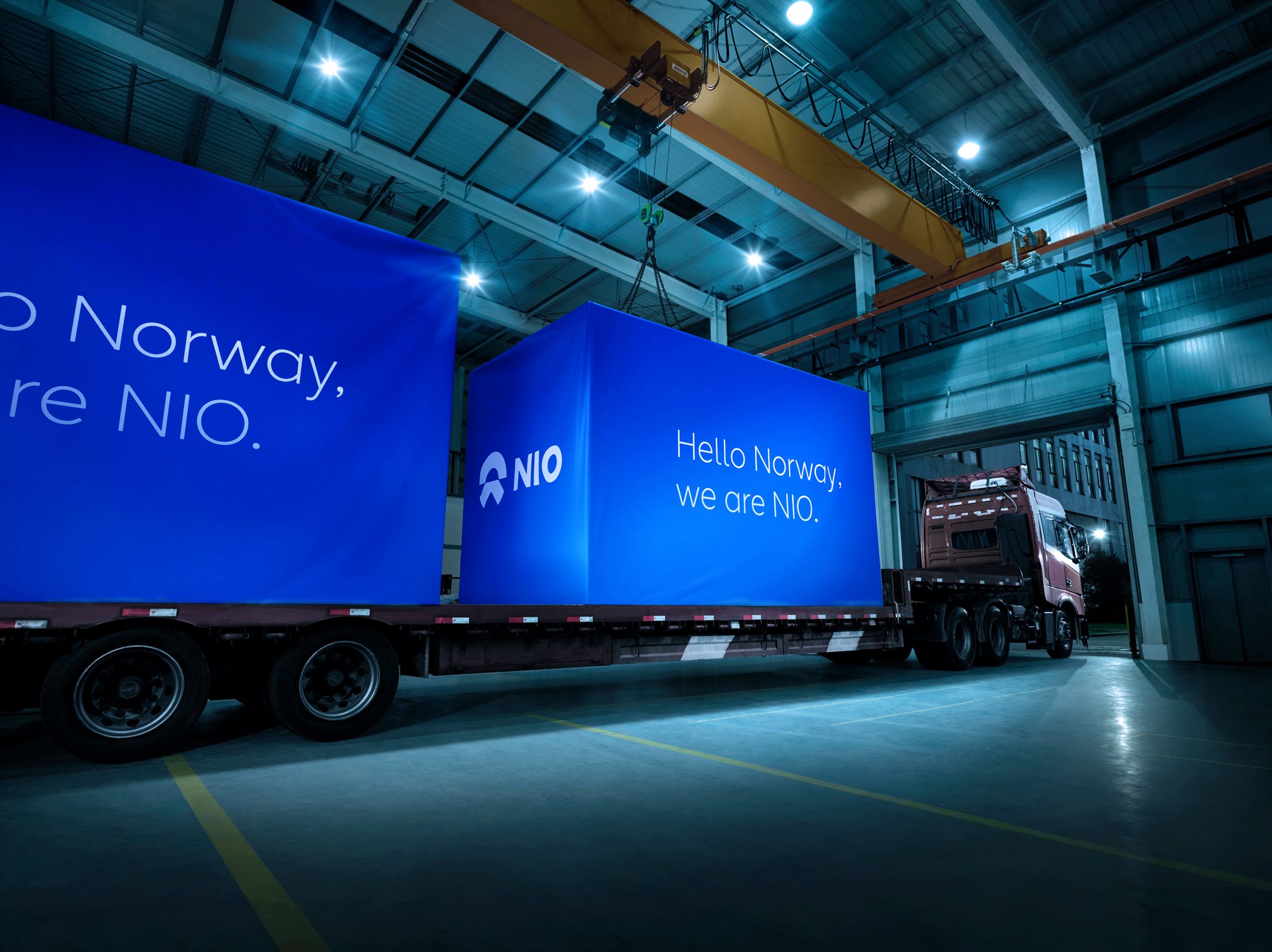 NIO's charging and swapping equipment receives mandatory safety certification from the European Union and is shipped to Norway.