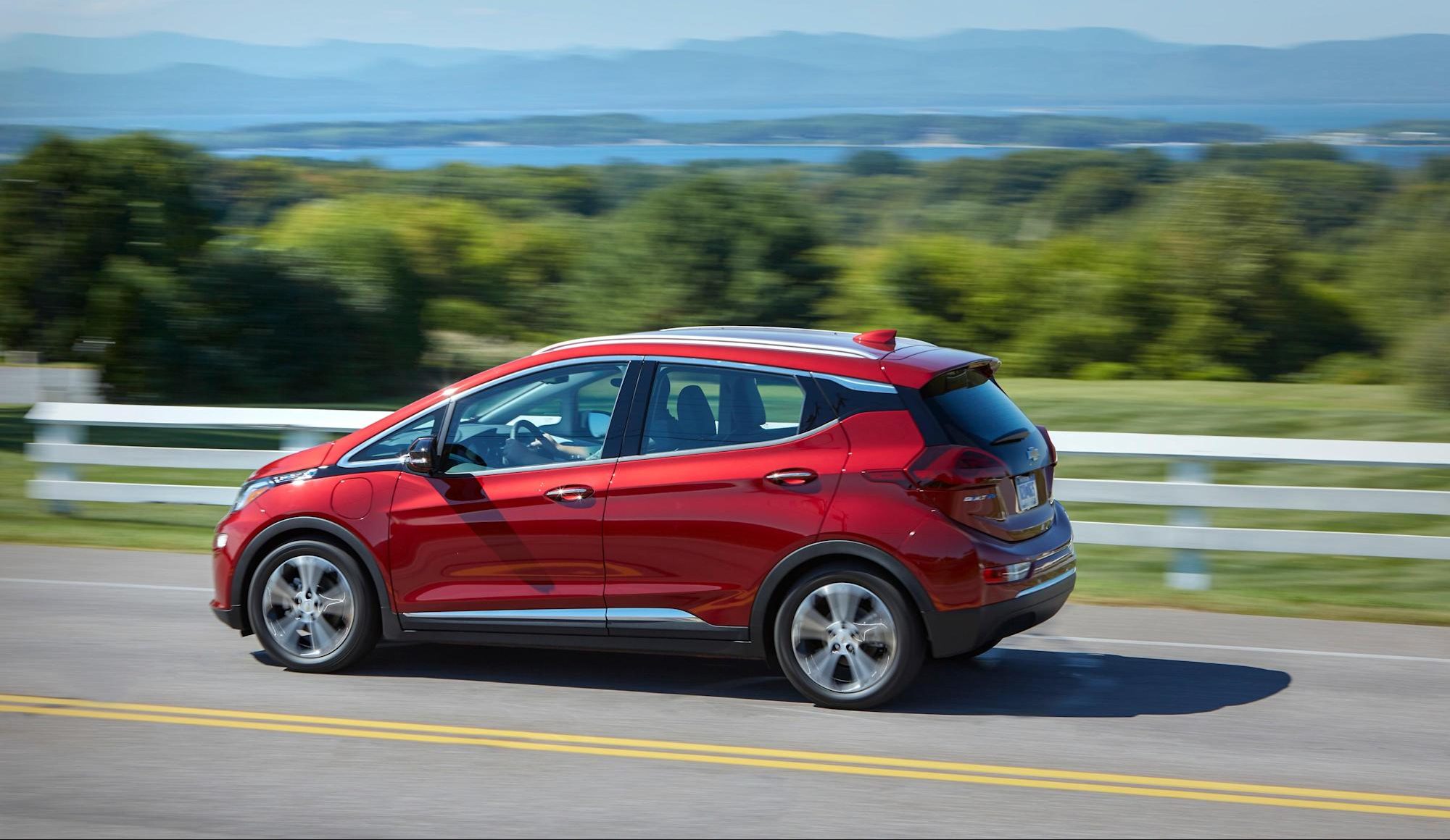 Battery manufacturing defects prompt General Motors to recall 69,000 Bolt EVs again.