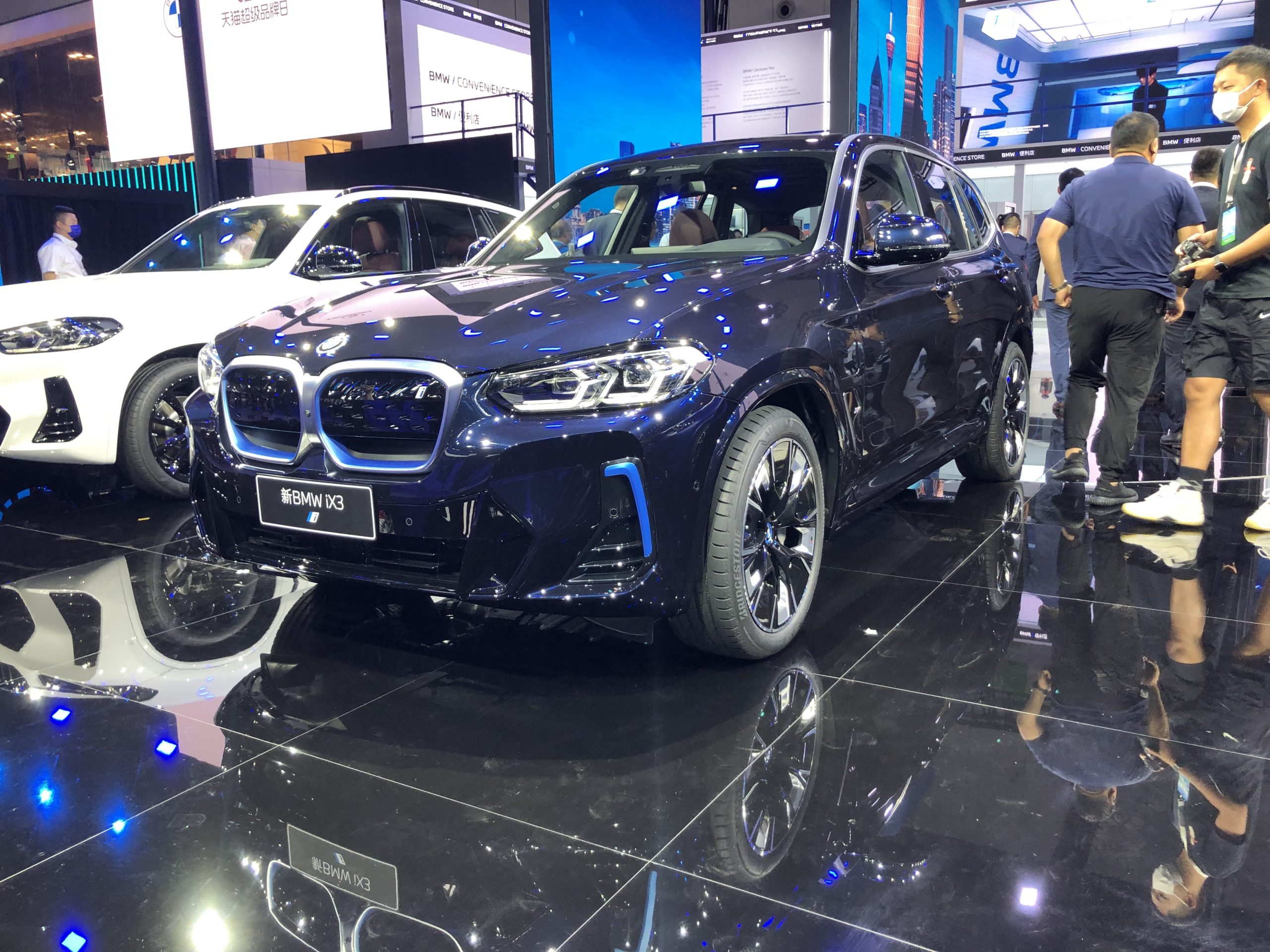 BMW iX3 made its debut at Chengdu Auto Show.