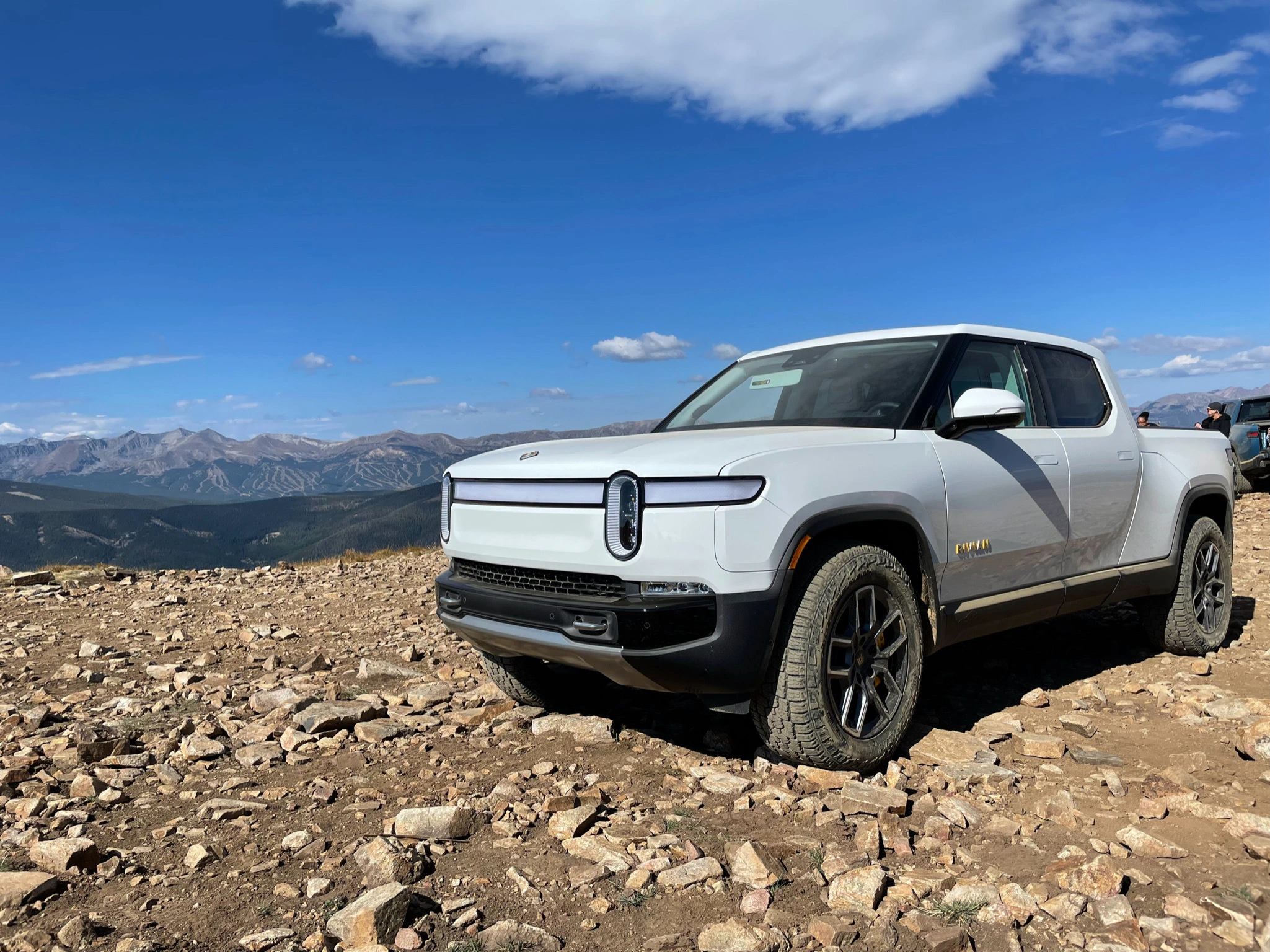 Check out the capabilities of this big toy in the Rivian R1T as experienced by our colleagues in the United States.