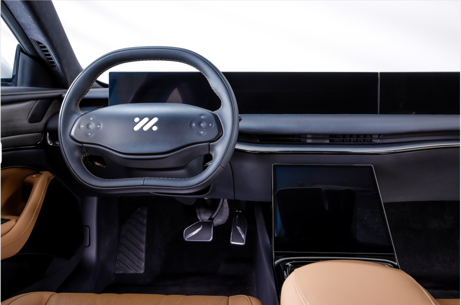 2021 Guangzhou Auto Show: Zhiji L7 interior unveiled.