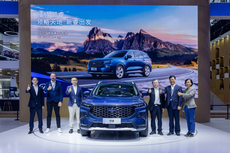 JMC Ford's all-new mid-size SUV, the LINGUIST, debuted at the Guangzhou Auto Show.