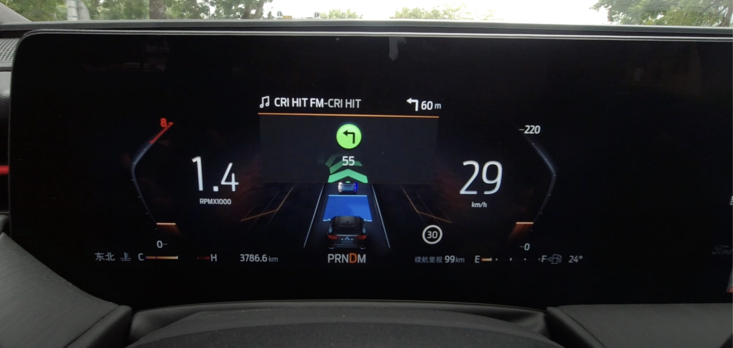 The thrill of driving on a road with all green lights, experiencing Ford V2X in Guangzhou.