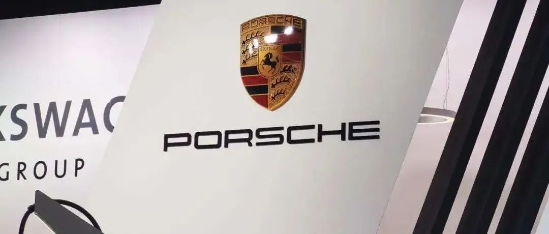 Who is the hero behind Porsche's independent listing with a valuation of 85 billion euros?