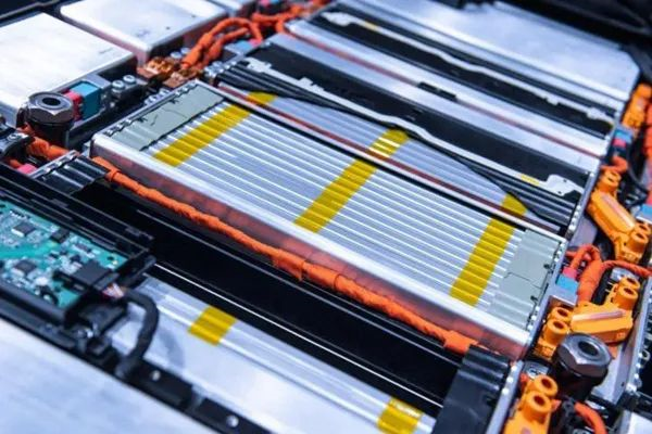 Bai Ren Hui Forum: Advanced battery showdown - CATL competes with three cylindrical battery giants, and solid state compete with liquid lithium metal.