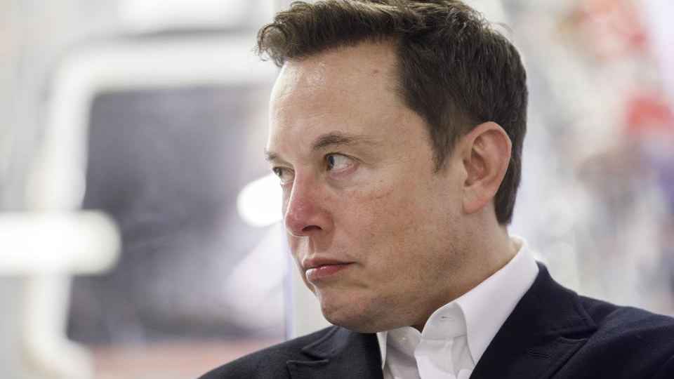 The board of directors has launched a "poison pill plan", and Musk's Twitter acquisition is being blocked.