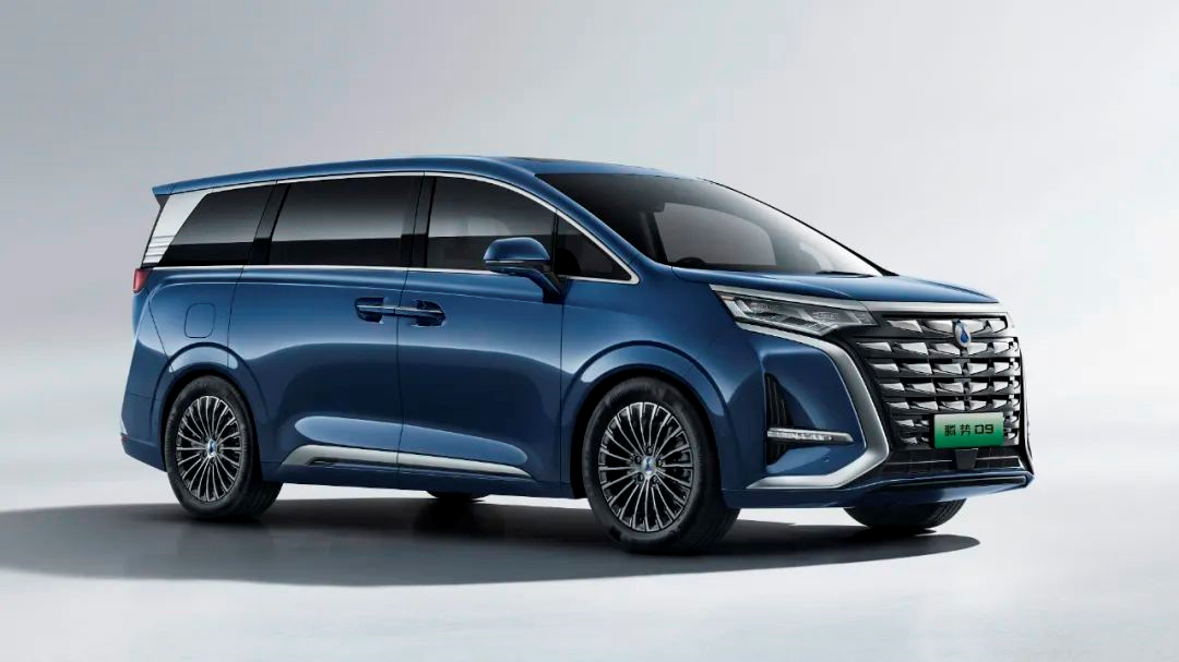 Is the BYD, which is the most high-end in history, starting at 330,000 RMB expensive?