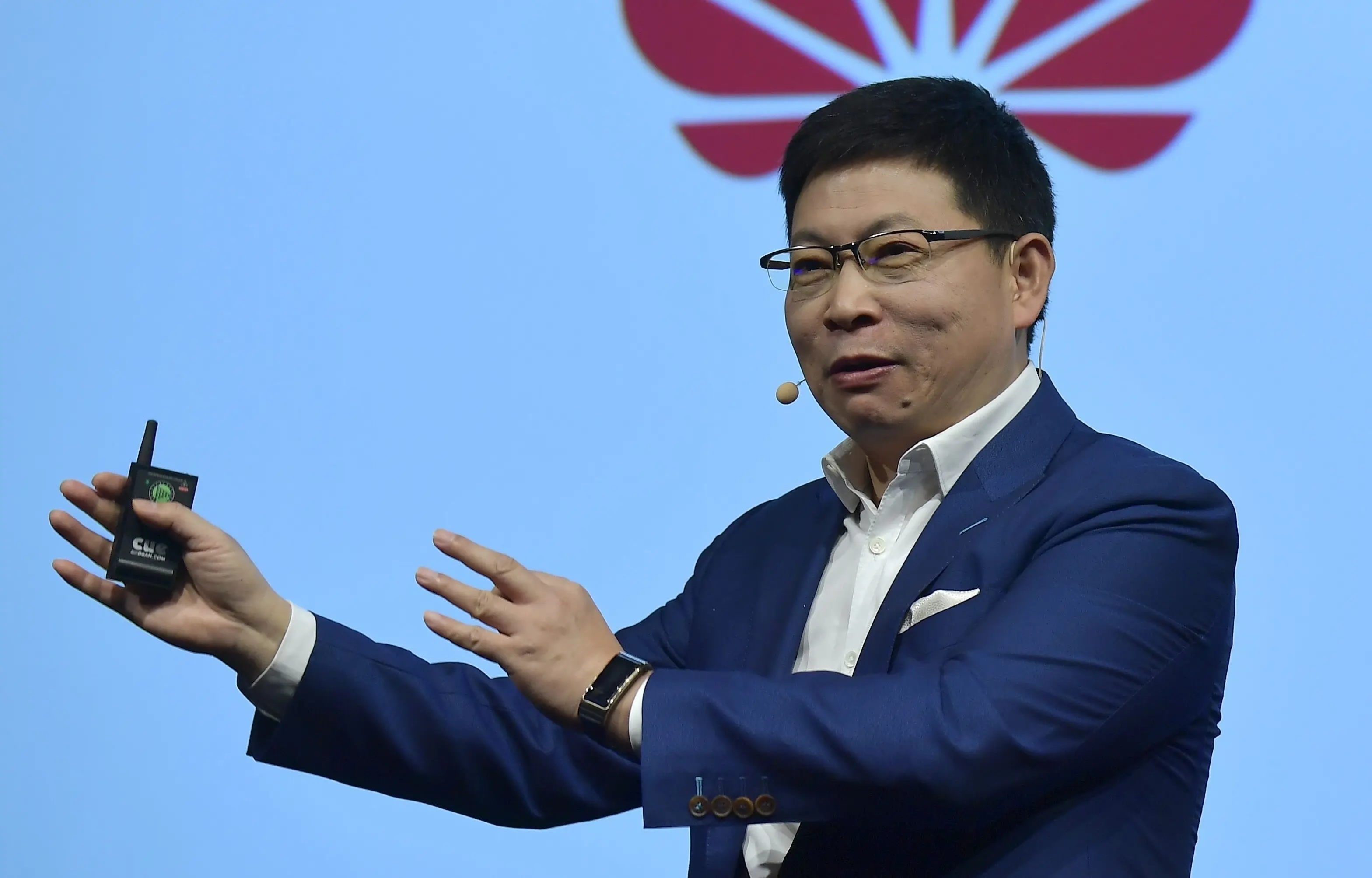 Huawei CEO Yu Chengdong: Buying a gasoline car now is like buying a feature phone in the era of smartphones.