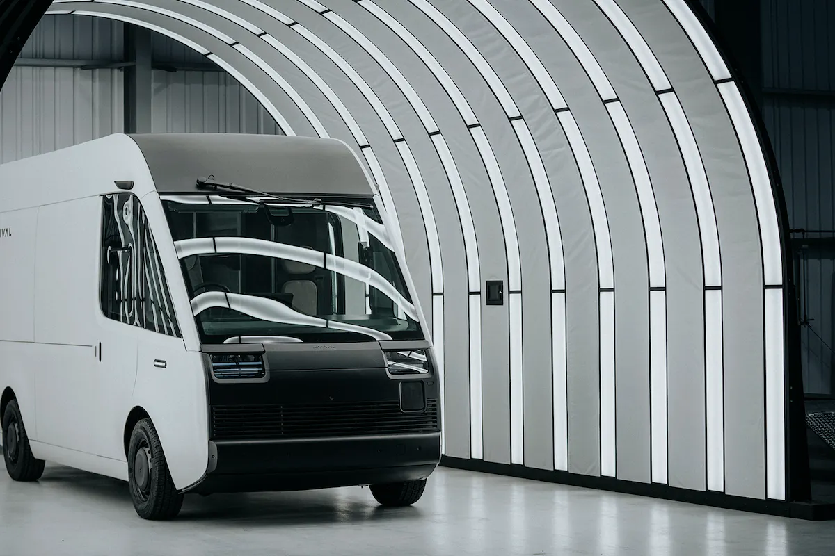 UK startup Arrival joins the competition of electric delivery vehicles.