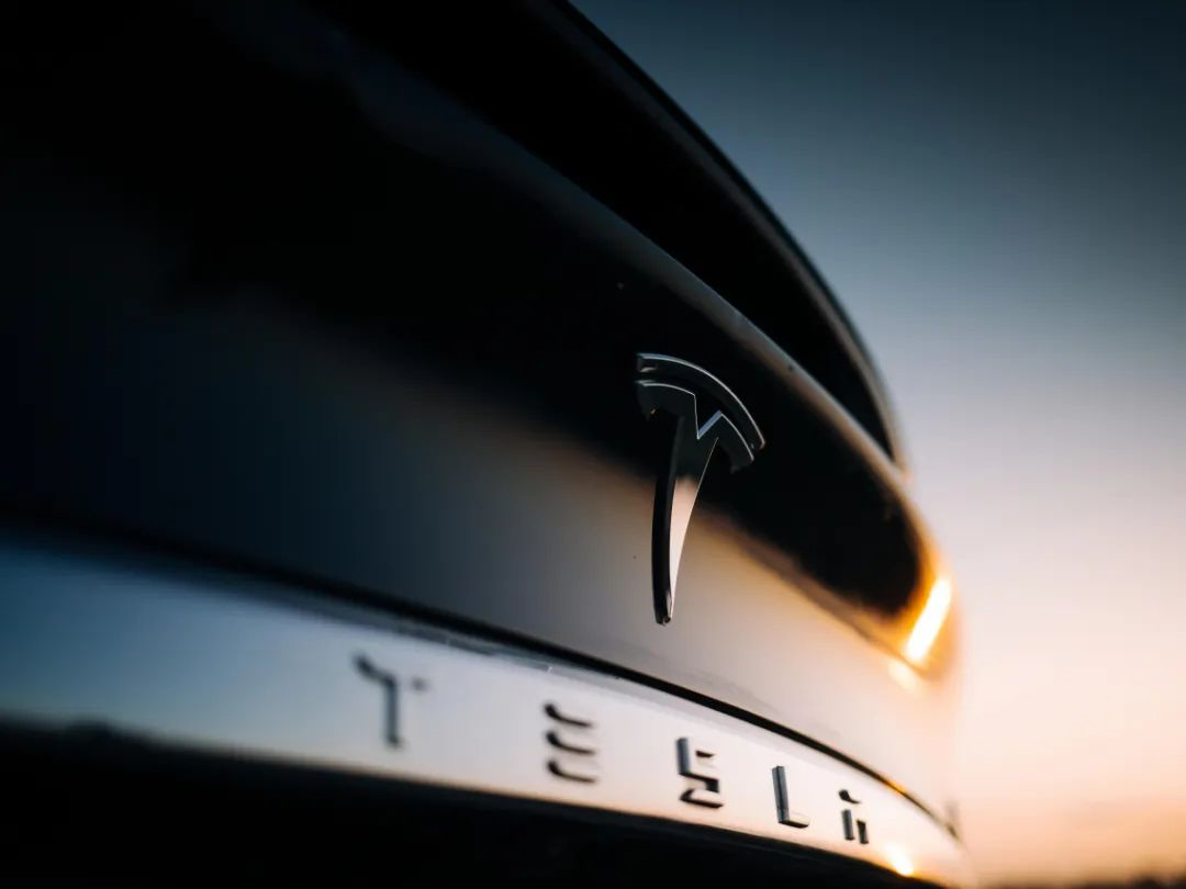 Tesla's price adjustment spreads "chill" to every car company.