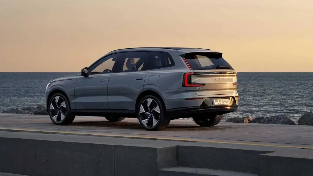 Is the pure electric Volvo EX90 the safest electric vehicle?