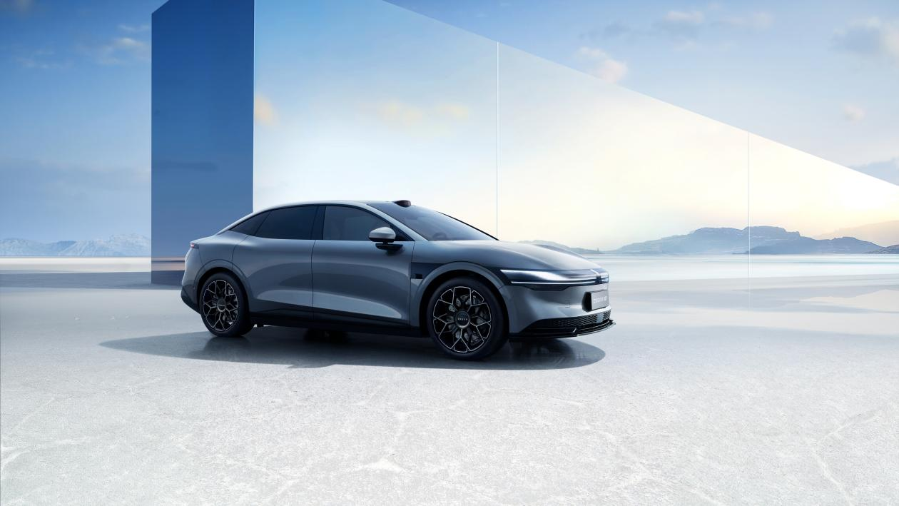 ZEEKR 007: A High-Tech Luxury EV with Promising Specs Debuts