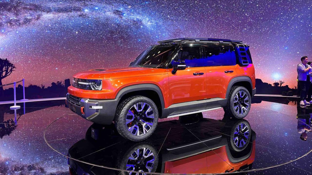 Geely's New AI-Powered Model Revolutionizes Safety?