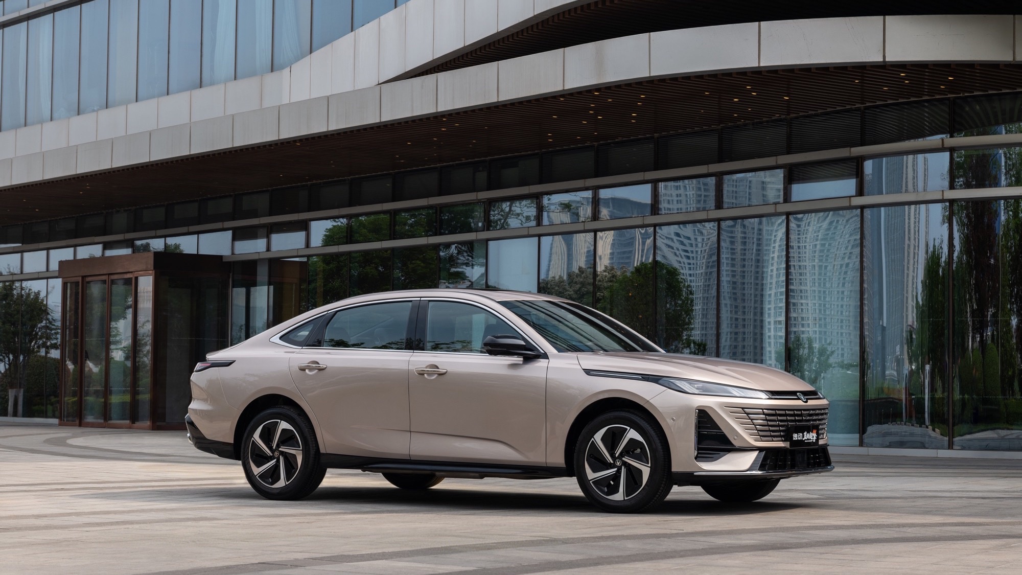 Can Changan's Blue Whale Hybrids Redefine the Fuel Car Market?