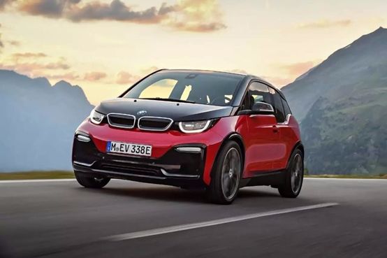 ▲ BMW i3s